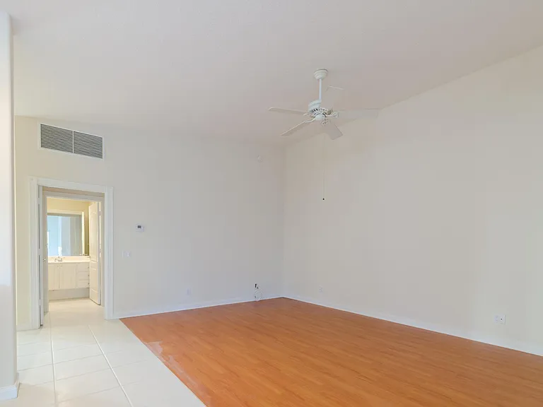 5796 Ivrea Dr — Photo 16