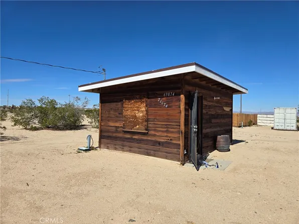 69874 Sunny Sands Rd, Twentynine Palms, CA 92277