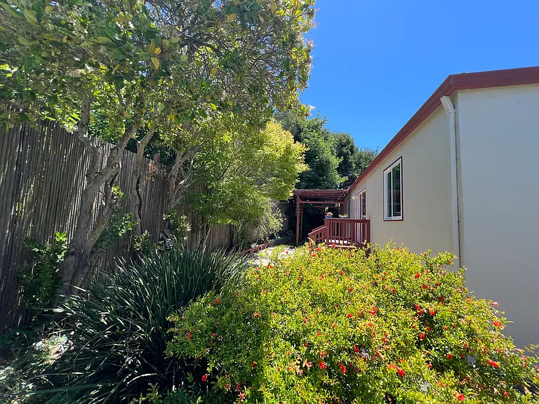 4067 Wesley Way — Photo 24