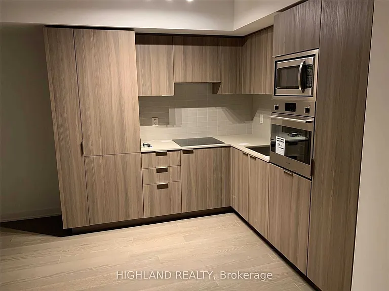 11 Wellesley St W #3206 — Photo 6