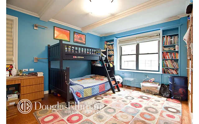 Rented by Douglas Elliman | media 7