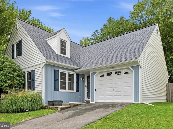 209 Wren Ct, Downingtown, PA 19335