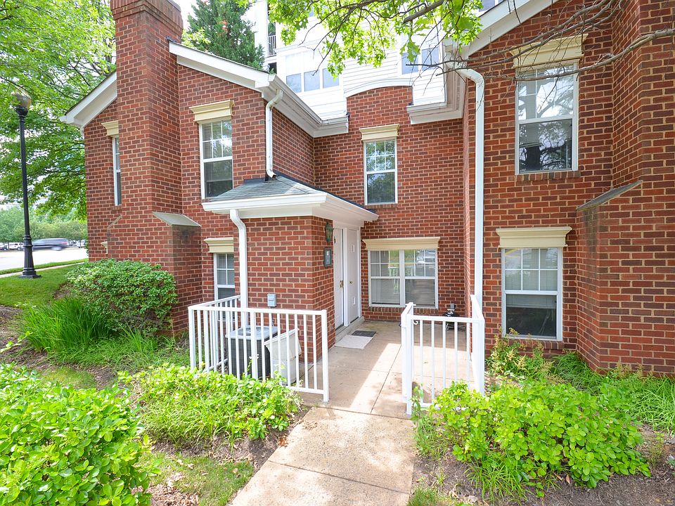 1st image of 1625 International Dr #Townhouse 6