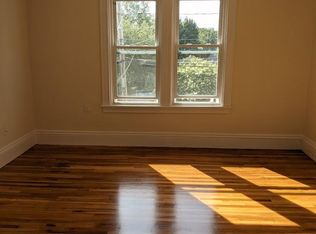 35 Jefferson St #2ND, Newton, MA 02458