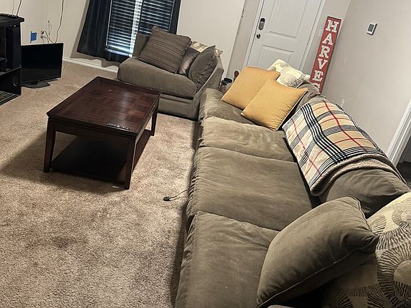 3rd image of 9404 Sagebrush Ave