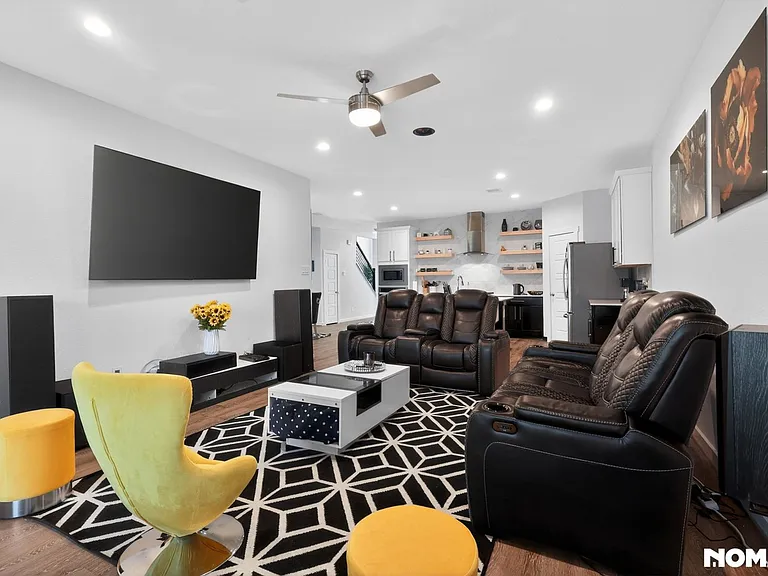 3013 Maughan Heights Trl — Photo 1