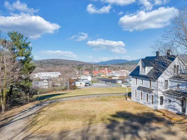 154 Mitchell Dr, New Castle, VA 24127