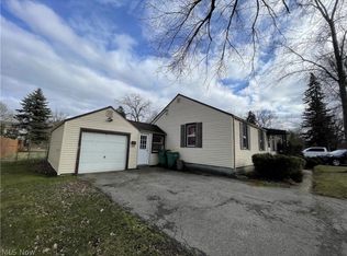 8127 Broadmoor Rd, Mentor, OH 44060
