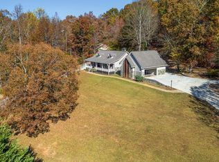 50 Tradewinds Rd, Cleveland, GA 30528