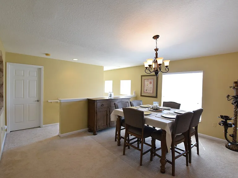 5297 Maxon Ter — Photo 4