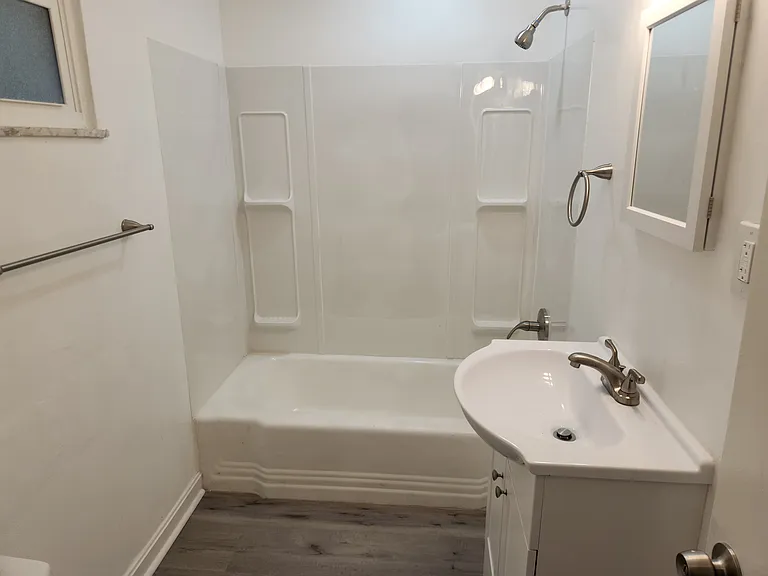 626 Summit Ave #1 — Photo 6