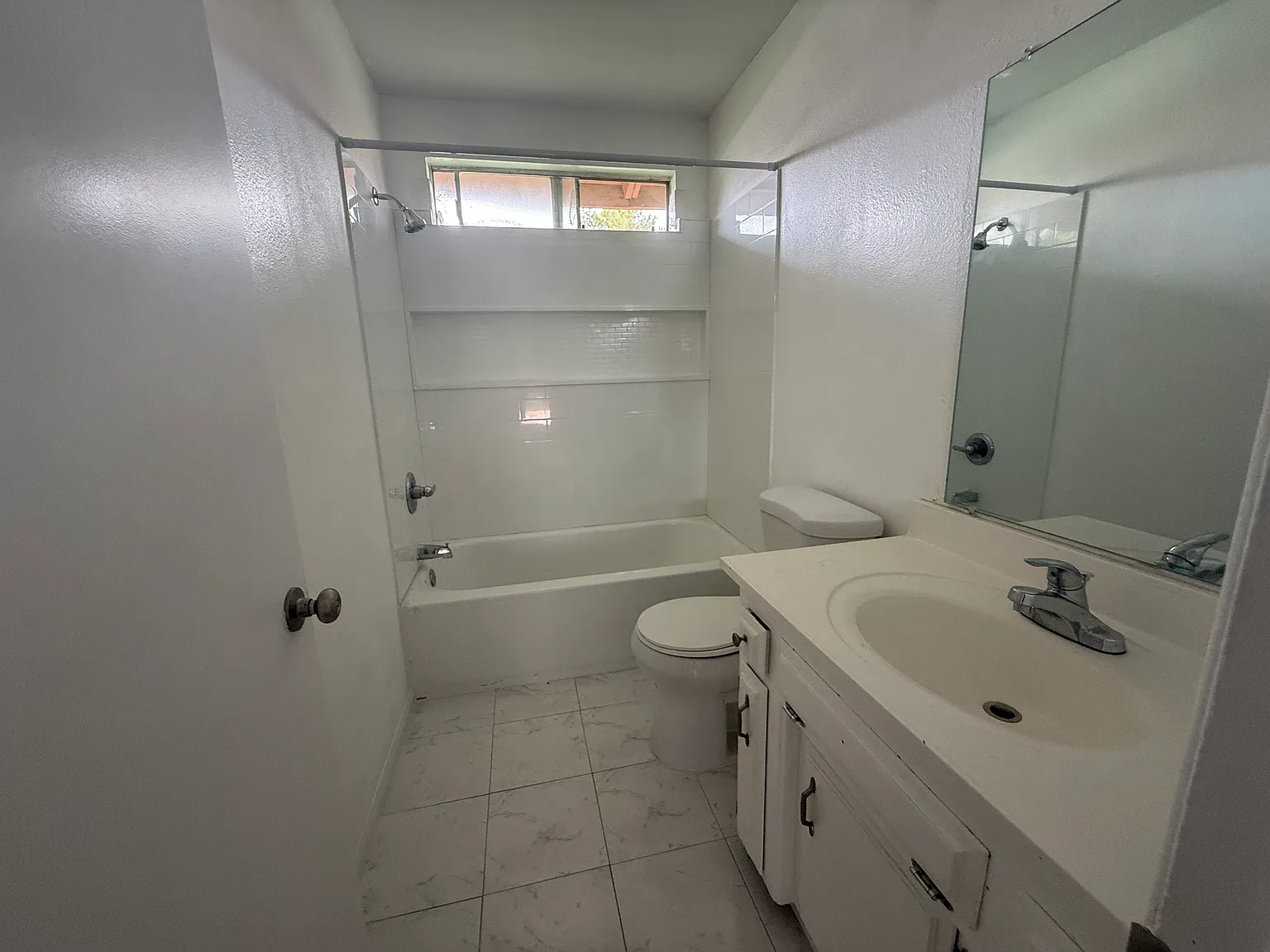 4128 W Avenue L — Photo 3