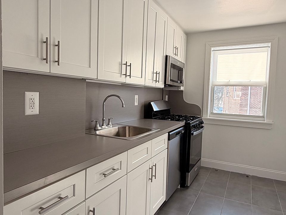 1st image of 67-58 224th St #B