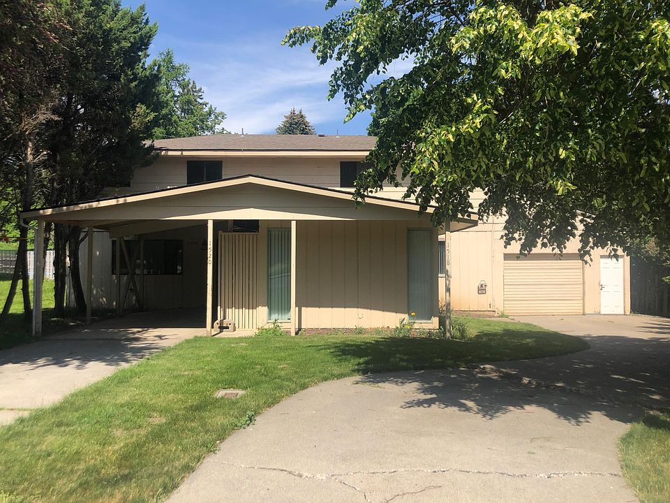1st image of 1518 NW Turner Dr