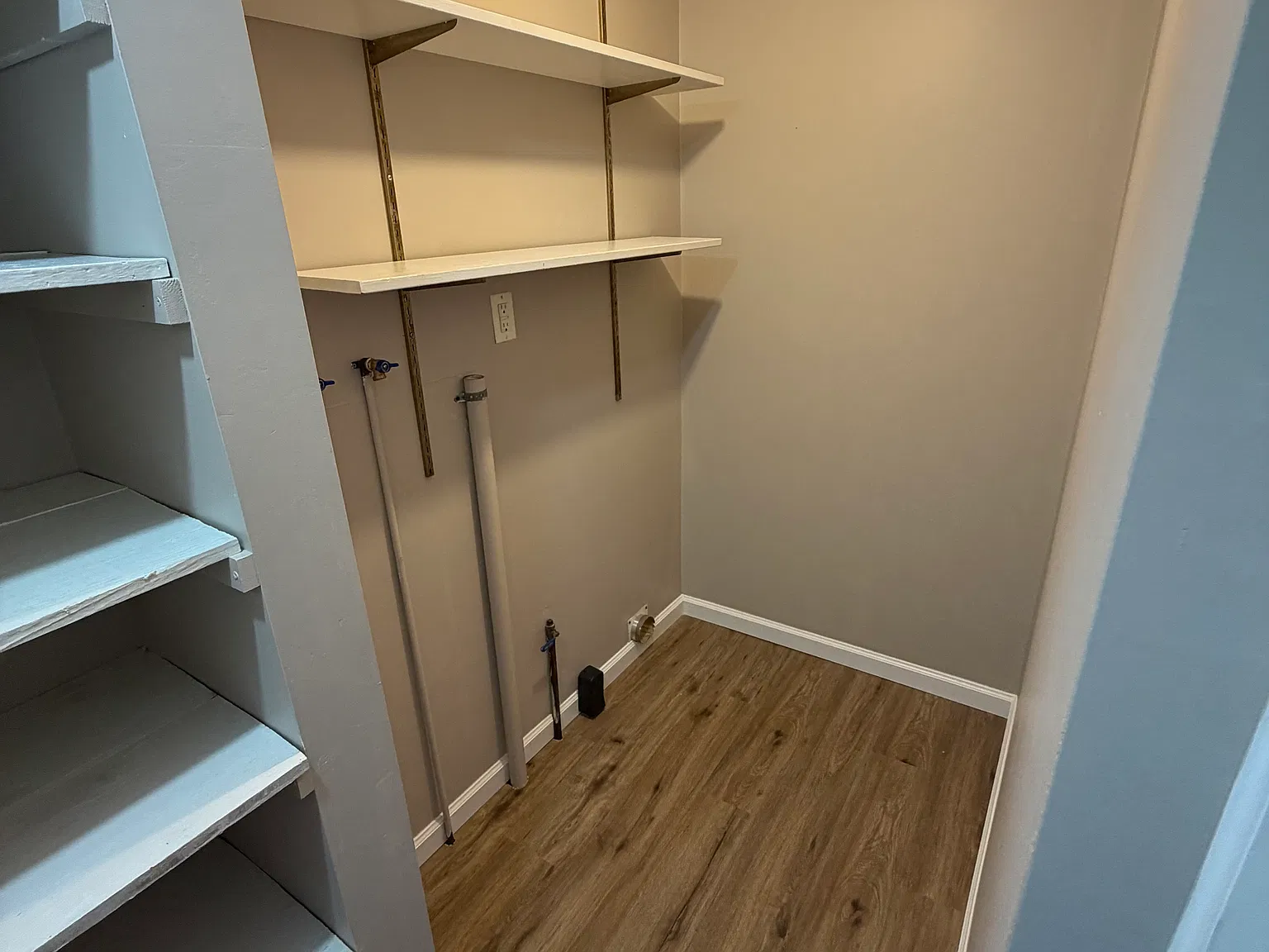 2 bed, $975 — Photo 2