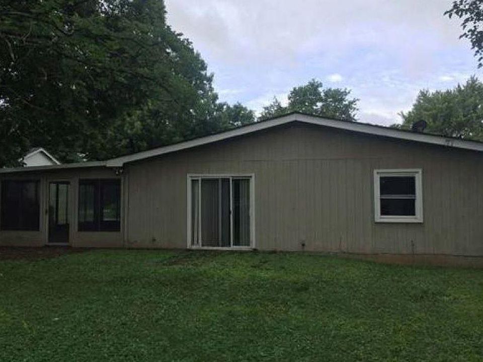 2nd image of 218 Welburn Dr