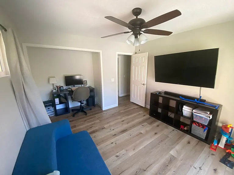 4423 Avocado Blvd — Photo 22