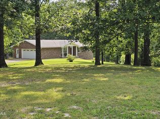 7466 Highway Un, Fulton, MO 65251