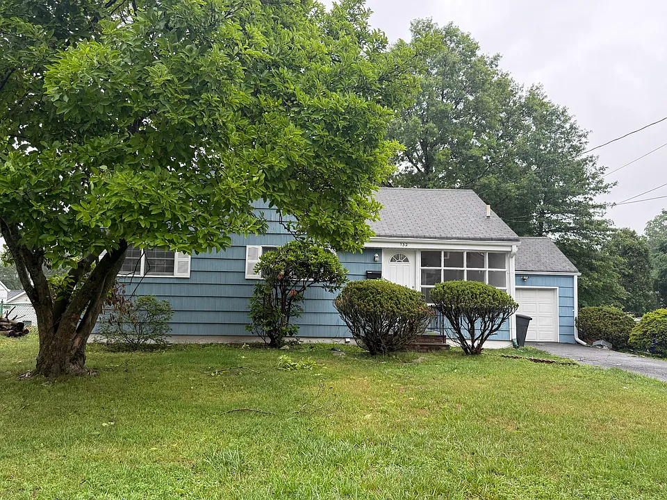 132 Heather Hill Rd