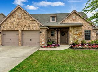 516 Magnolia Pkwy, Benbrook, TX 76126