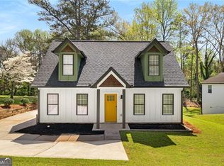 1071 N Price Rd, Sugar Hill, GA 30518