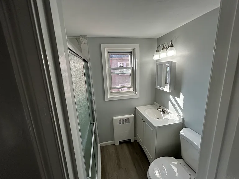 877 Farmington Ave #879-204 — Photo 5