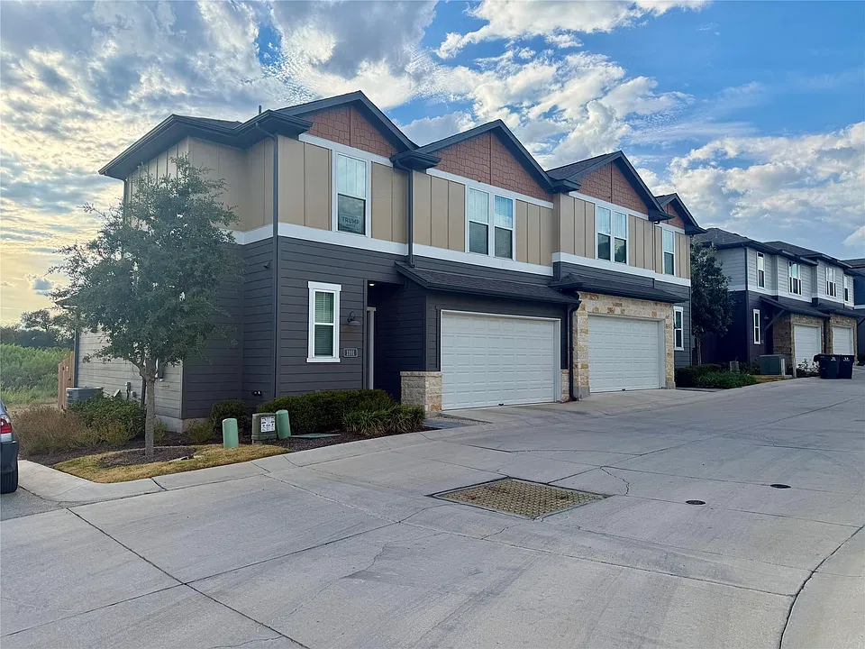 1020 Vista View Dr #1101