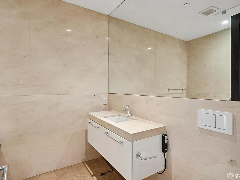 527 Greenwich St #A — Photo 8