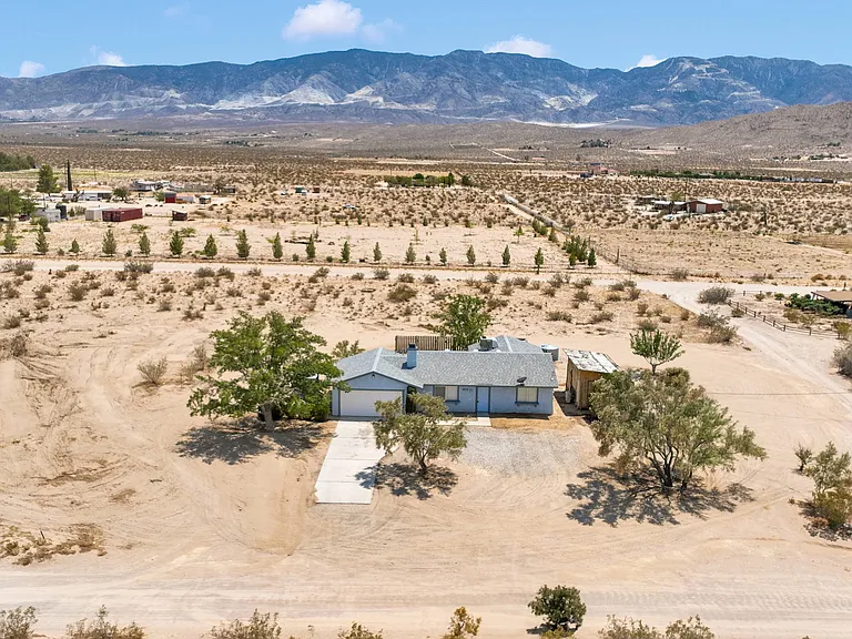 35025 El Dorado Rd — Photo 5