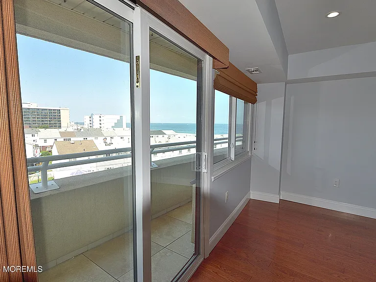525 Ocean Blvd #405 — Photo 26