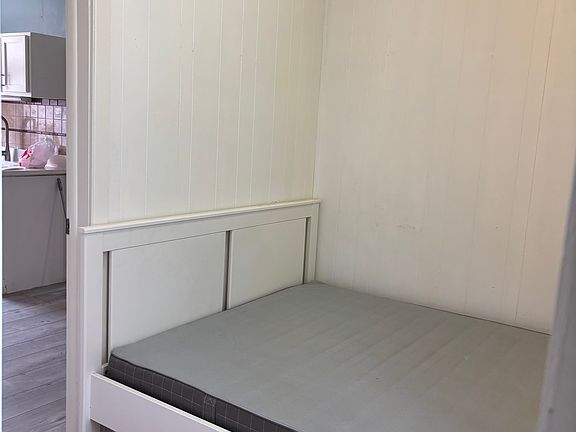 3rd image of 3540 S Paulina St #1R