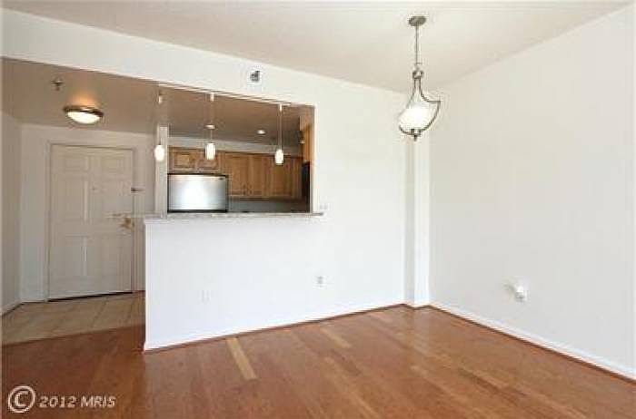 1st image of 24 Courthouse Sq APT 1006