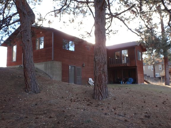 3rd image of 184 Silverbow Dr