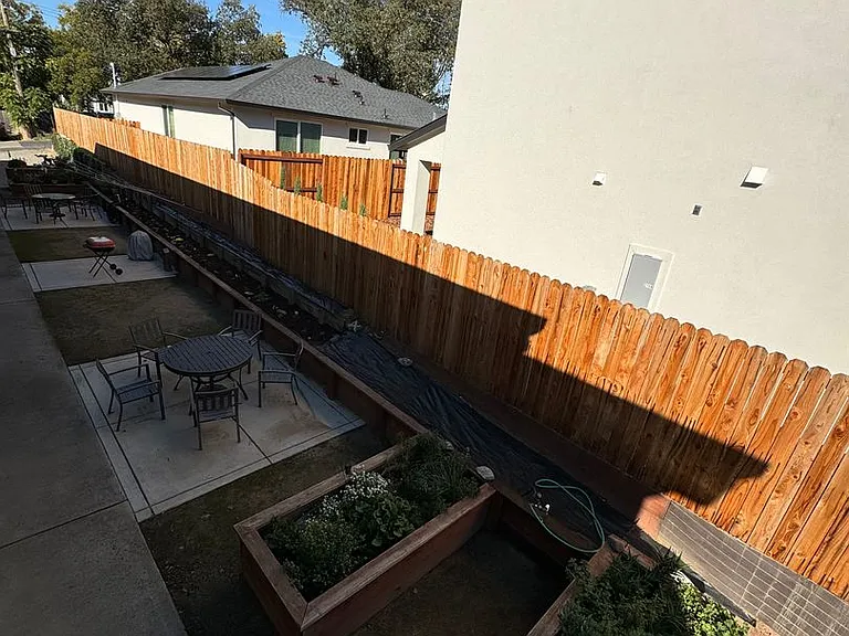 212 D Street — Photo 10