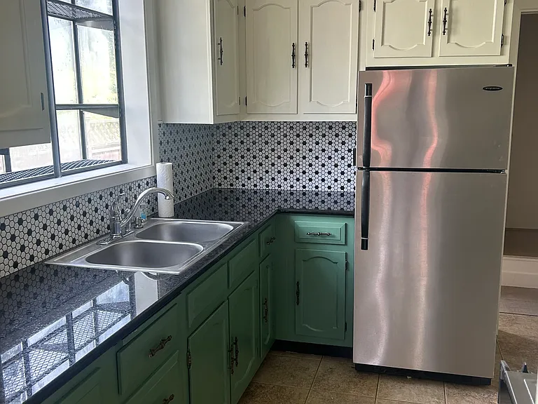 1316 N Russet St — Photo 16