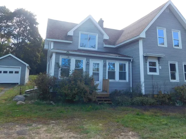 15 Main Road, Eddington, ME 04428