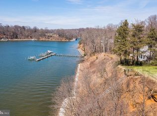 231 Riverside Dr, Annapolis, MD 21409