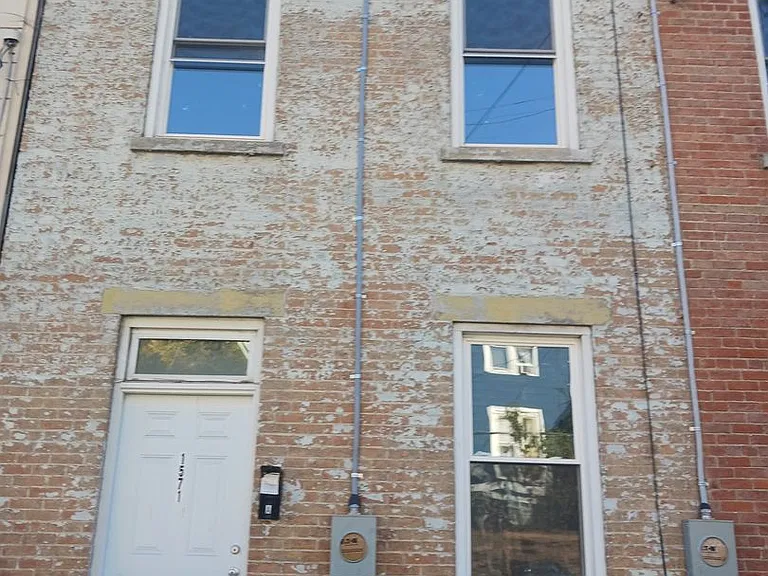 1571 Tremont St #B — Photo 2