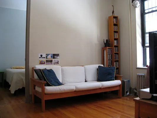 Sold by James DiPrima Real Estate | media 16