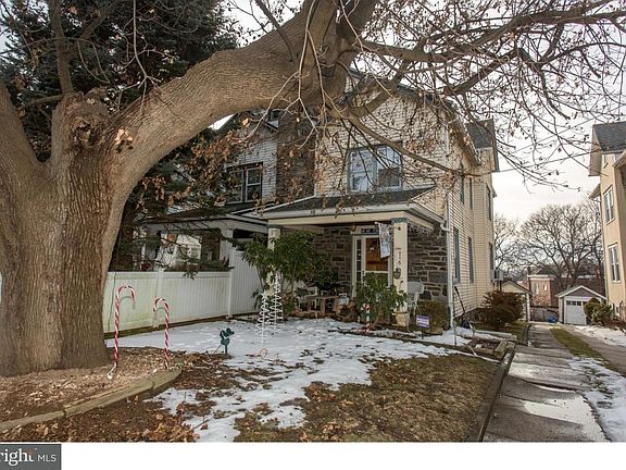 2nd image of 716 Collenbrook Ave