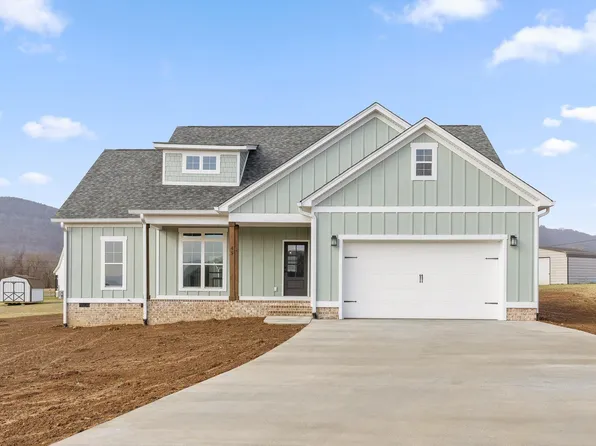 45 Golden St, Dunlap, TN 37327