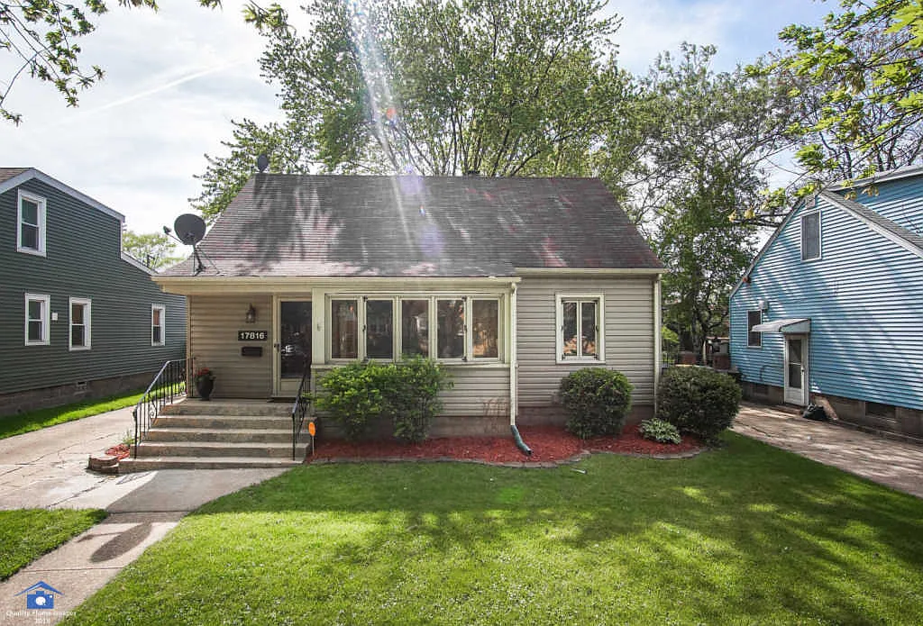17816 Escanaba Ave photo 1