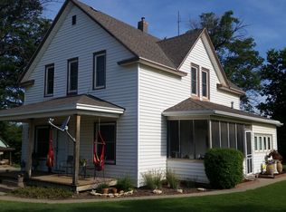 301 E 3rd St, Sylvan Grove, KS 67481