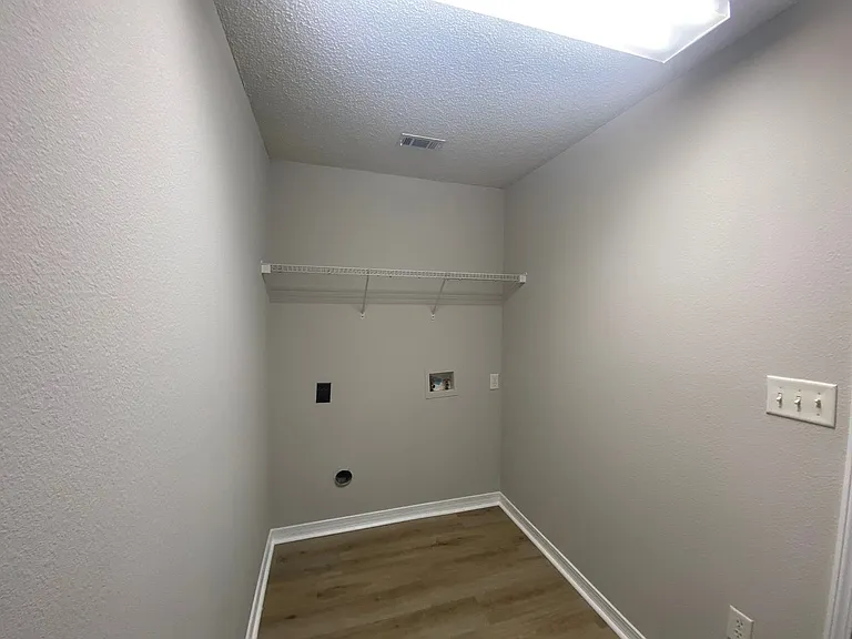 9676 Parker Lake Cir — Photo 33
