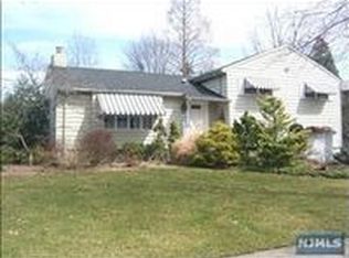 23-05 Radburn Rd, Fair Lawn, NJ 07410