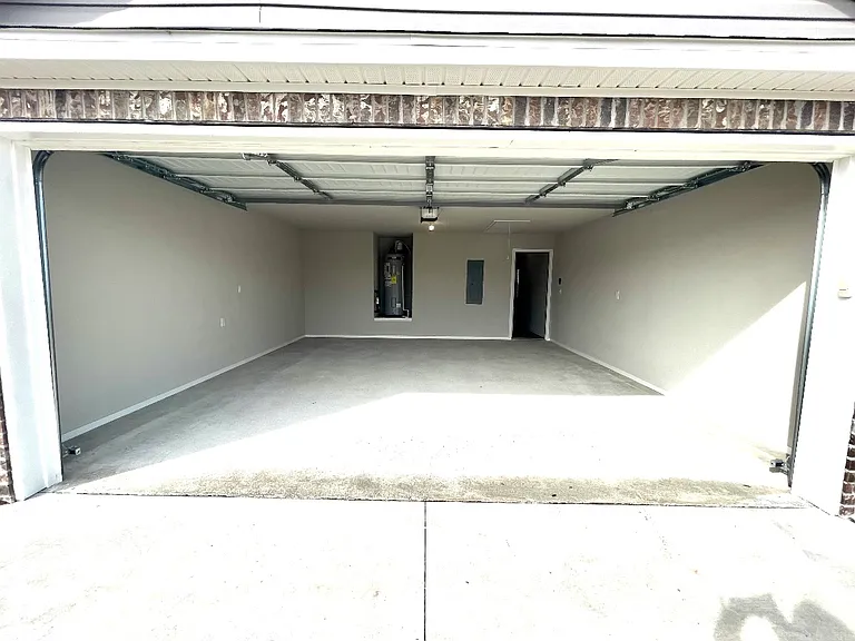 6804 Chalkstone Rd — Photo 6