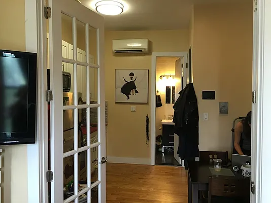 Rented by P Management | media 17