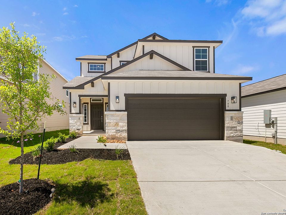 1st image of 748 Langston Lane