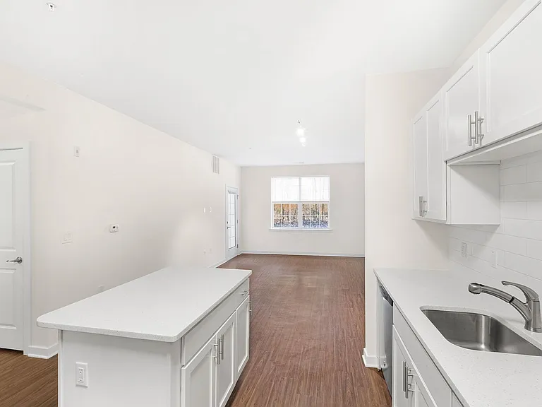 1 Schindler Dr — Photo 33