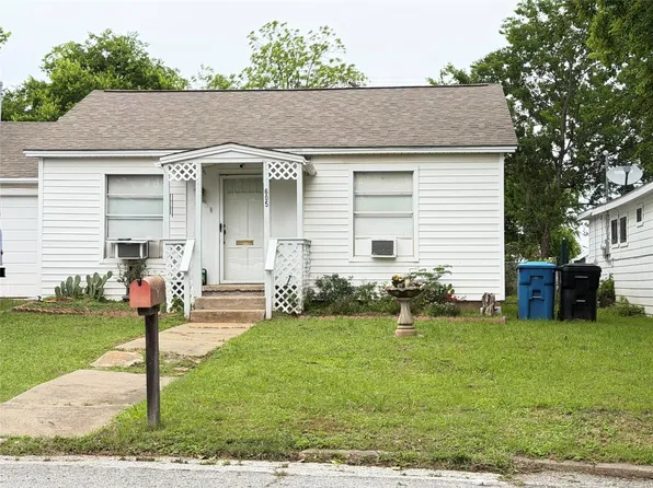605 E Morton St, Denison, TX 75021